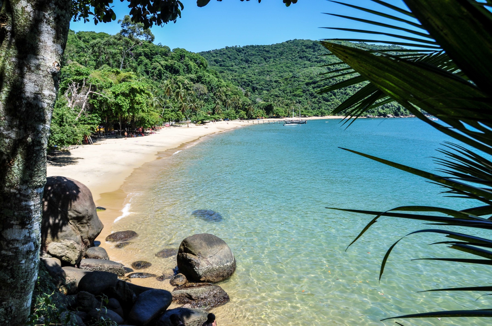 Plage paradisiaque de Ilha Grande au brésil