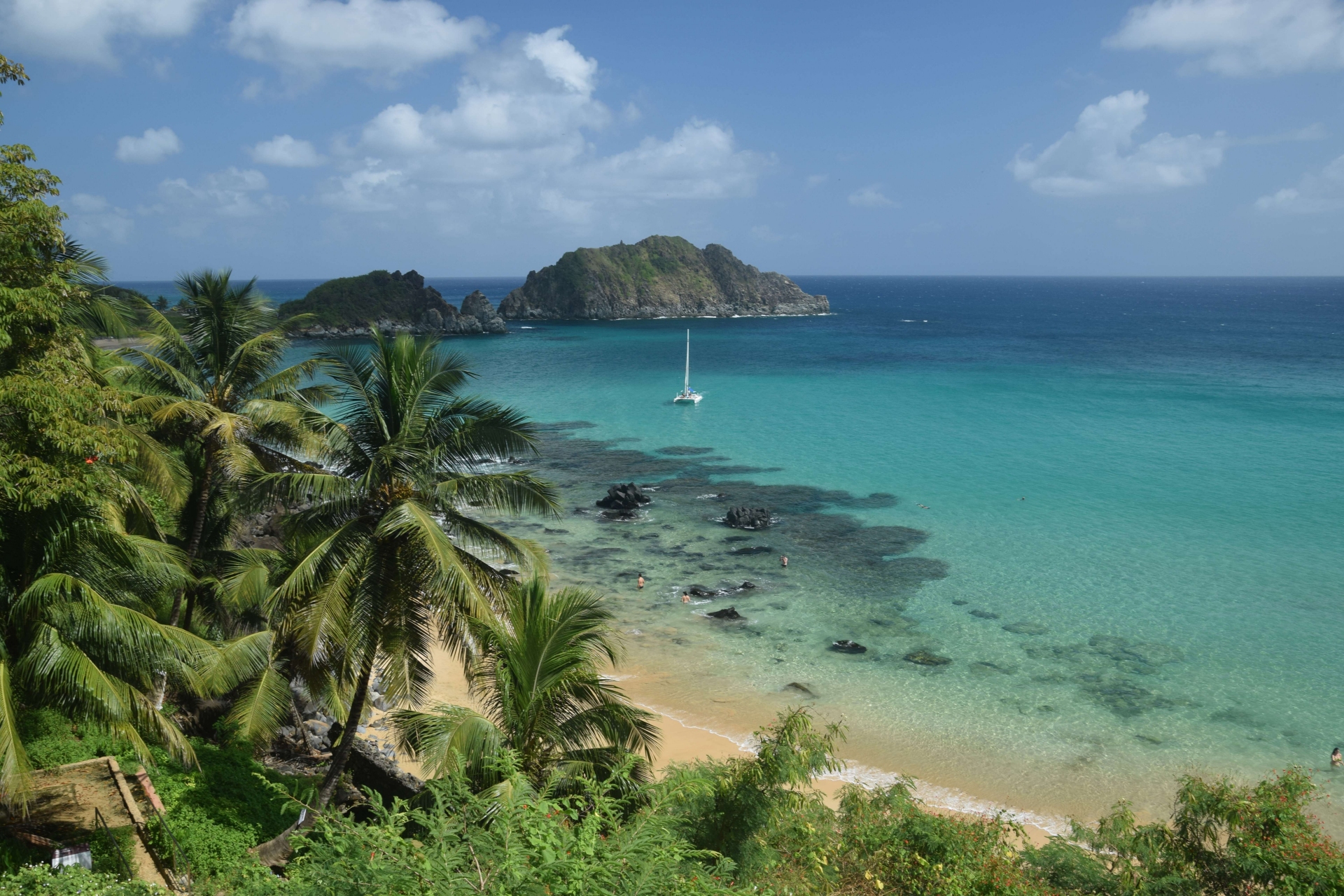 Vue sur une plage paradisiaque de l'archipel Fernando de Noronha